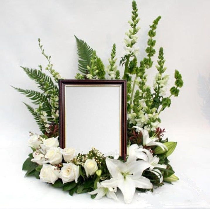 Remembrance Photo Stand